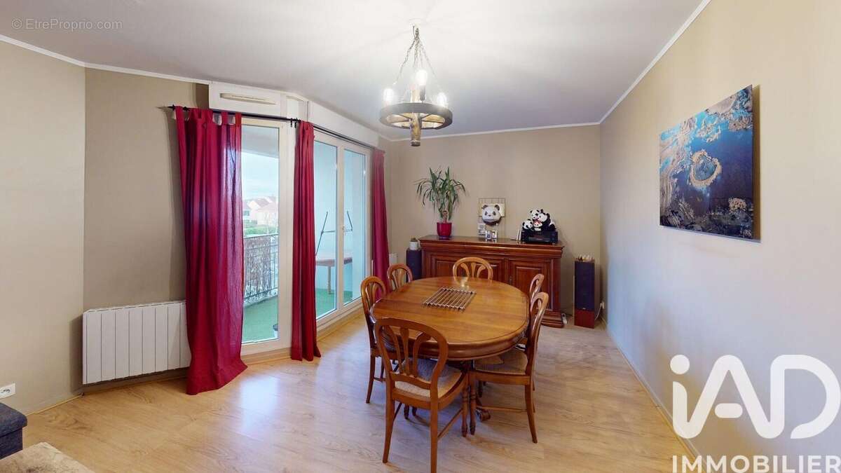 Photo 6 - Appartement à SAVIGNY-LE-TEMPLE