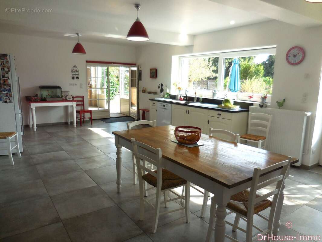 Maison à SAINTE-RADEGONDE