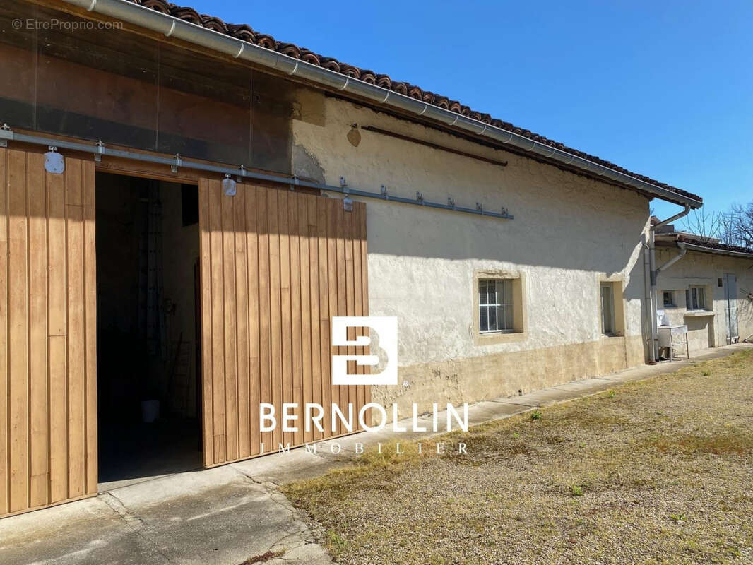 Maison à ATTIGNAT