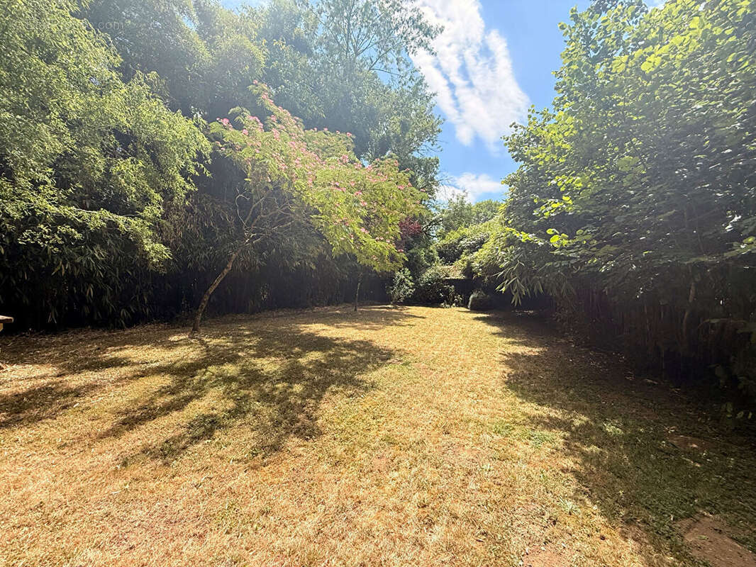 Terrain 850 m² à Chauvigny  - photo 4