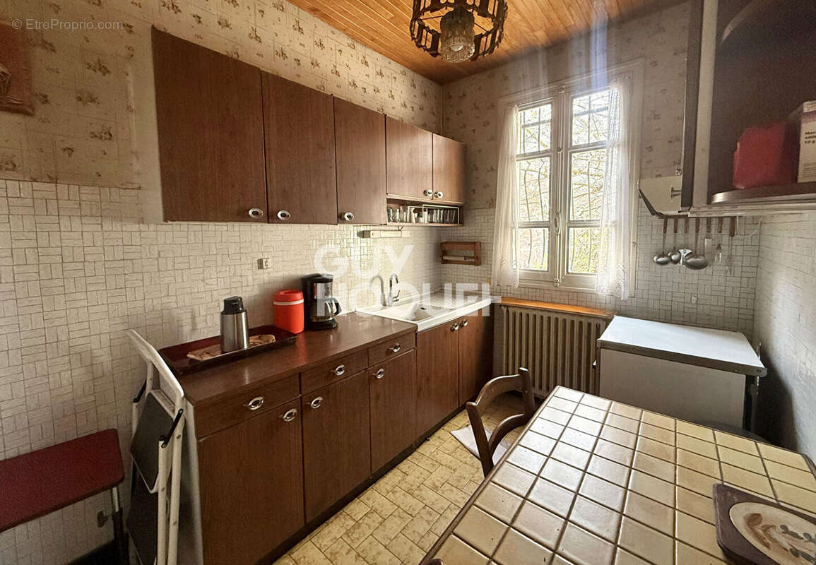 Maison à L'HAY-LES-ROSES