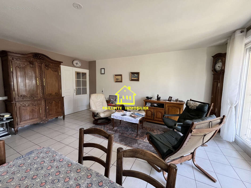 Appartement à SAINT-ROMAIN-DE-COLBOSC