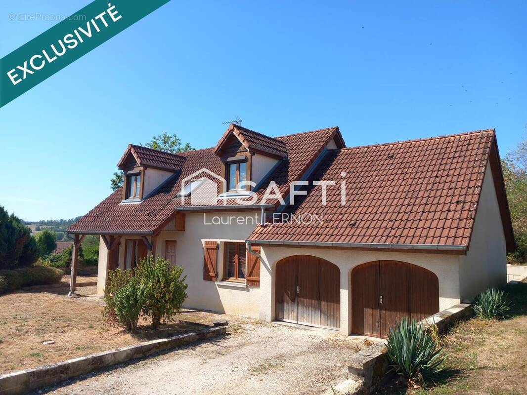 Photo 1 - Maison à FAVERNEY