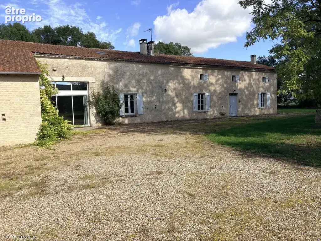 Belle Maison en Pierre avec 4 Chambres et Beau Parc Arboré - photo 2