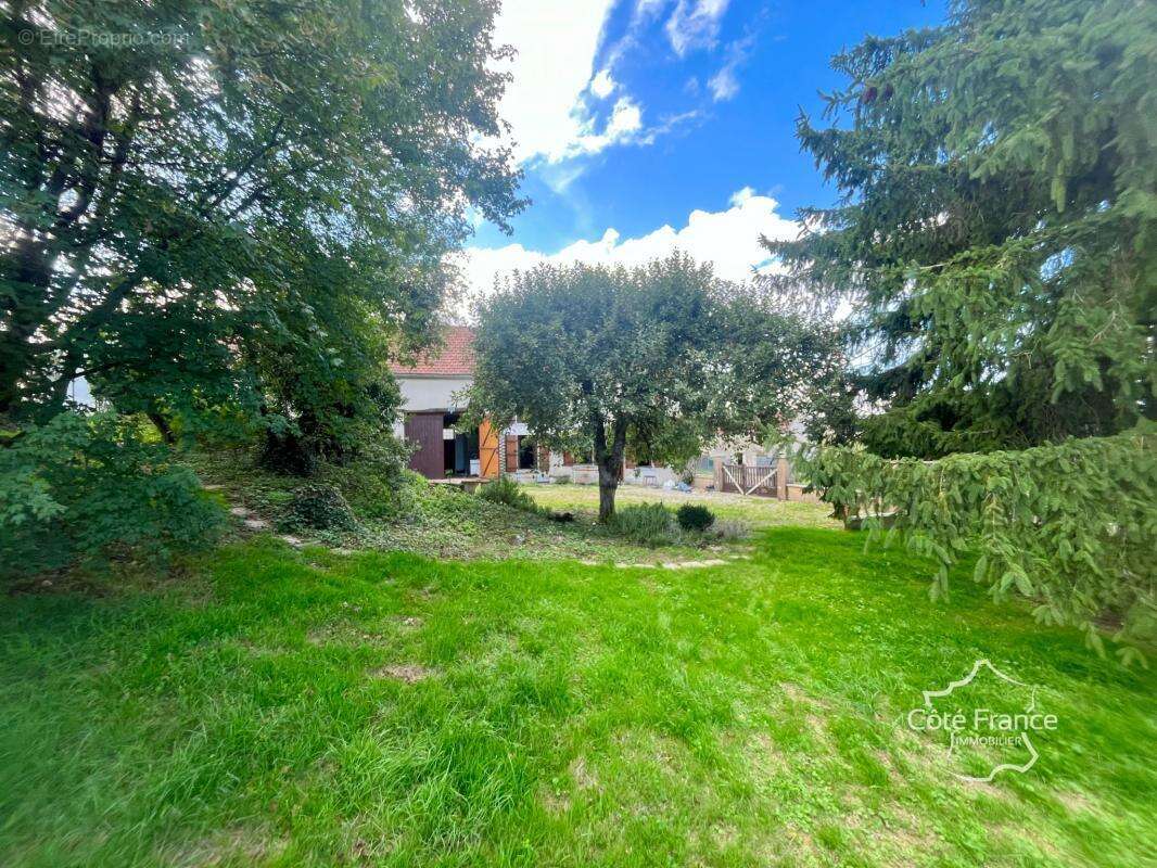 Maison à FONTENAILLES