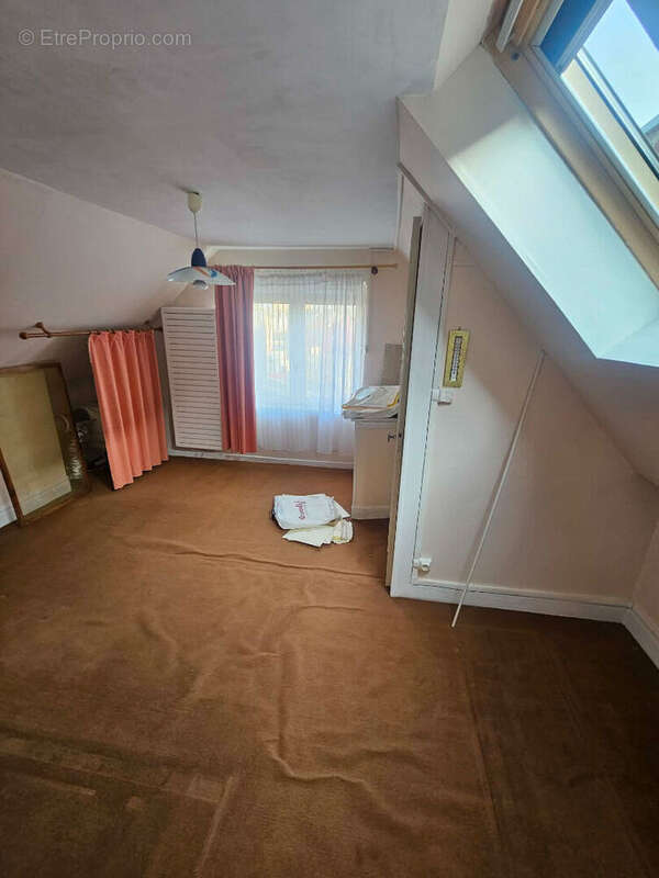Maison à SAINT-QUENTIN