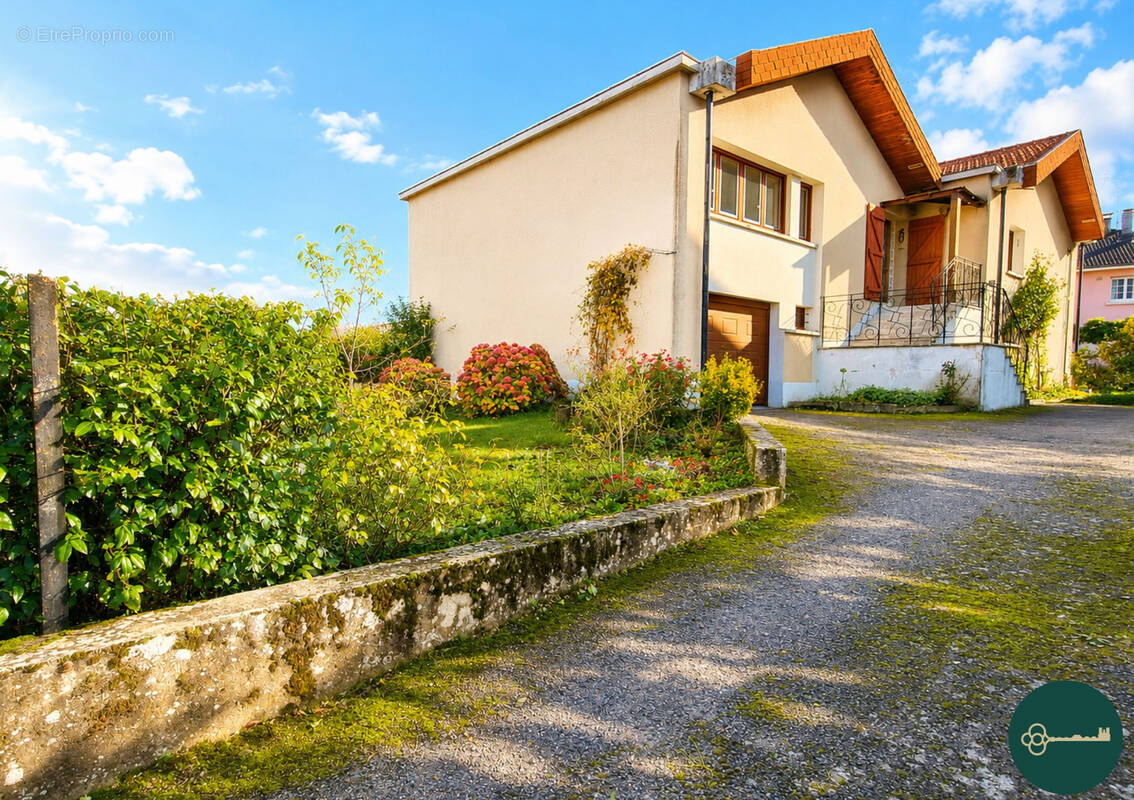 Maison à ECROUVES