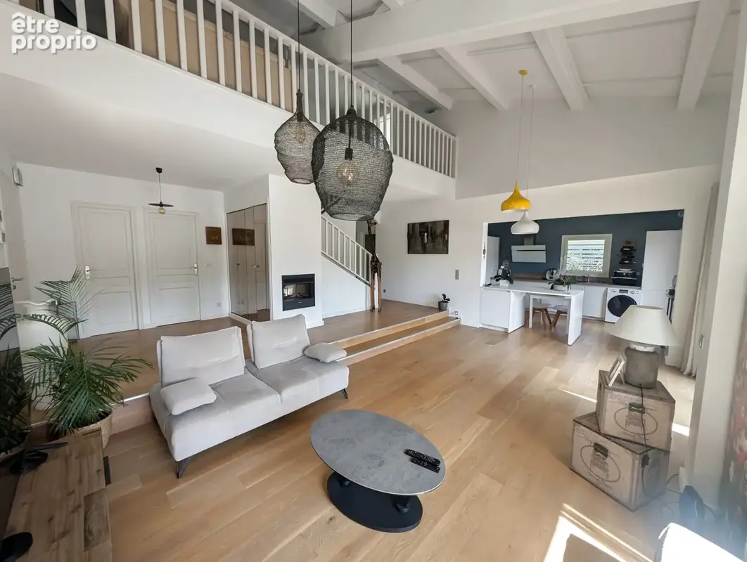 Rare sur le secteur du brusc   grande maison avec piscine et double garage - photo 5
