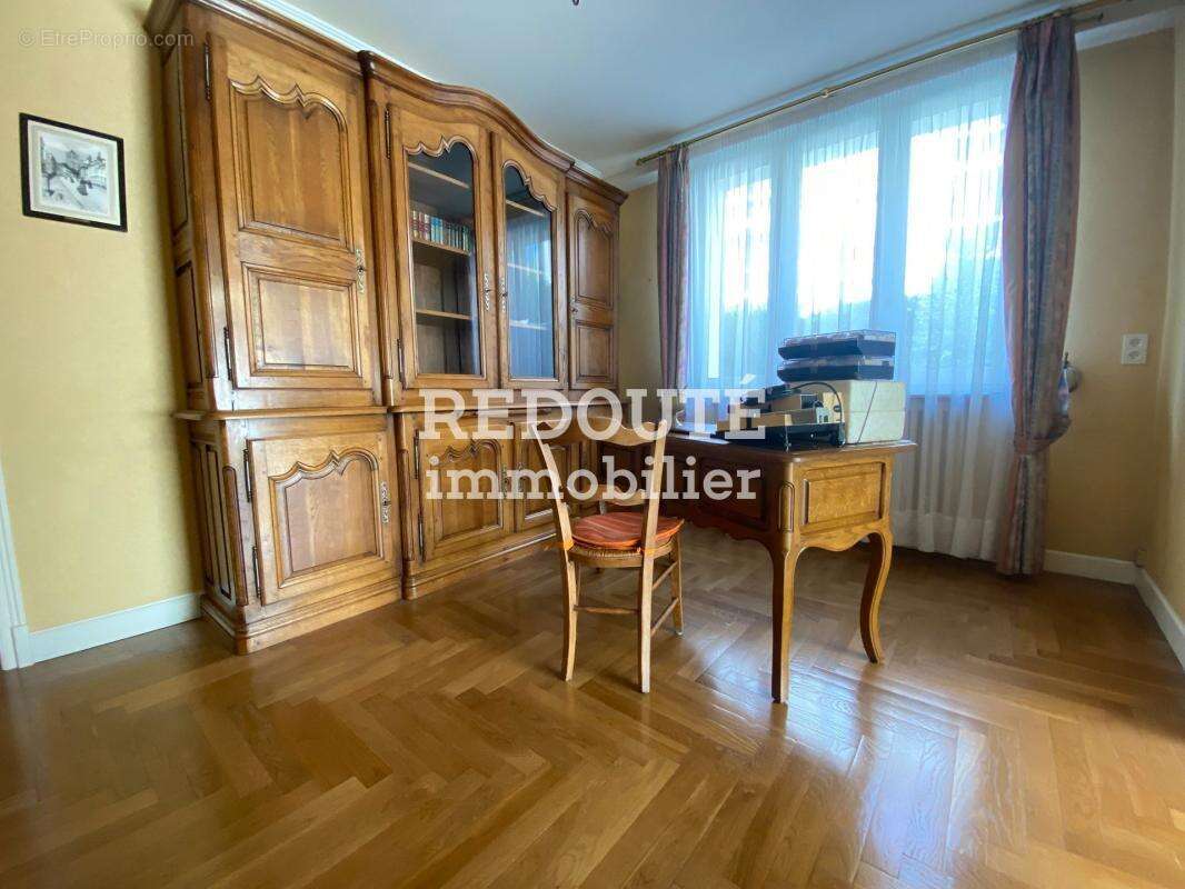 Rethel – maison familiale 6 pièces – 4 chambres – garage – jardin - photo 7