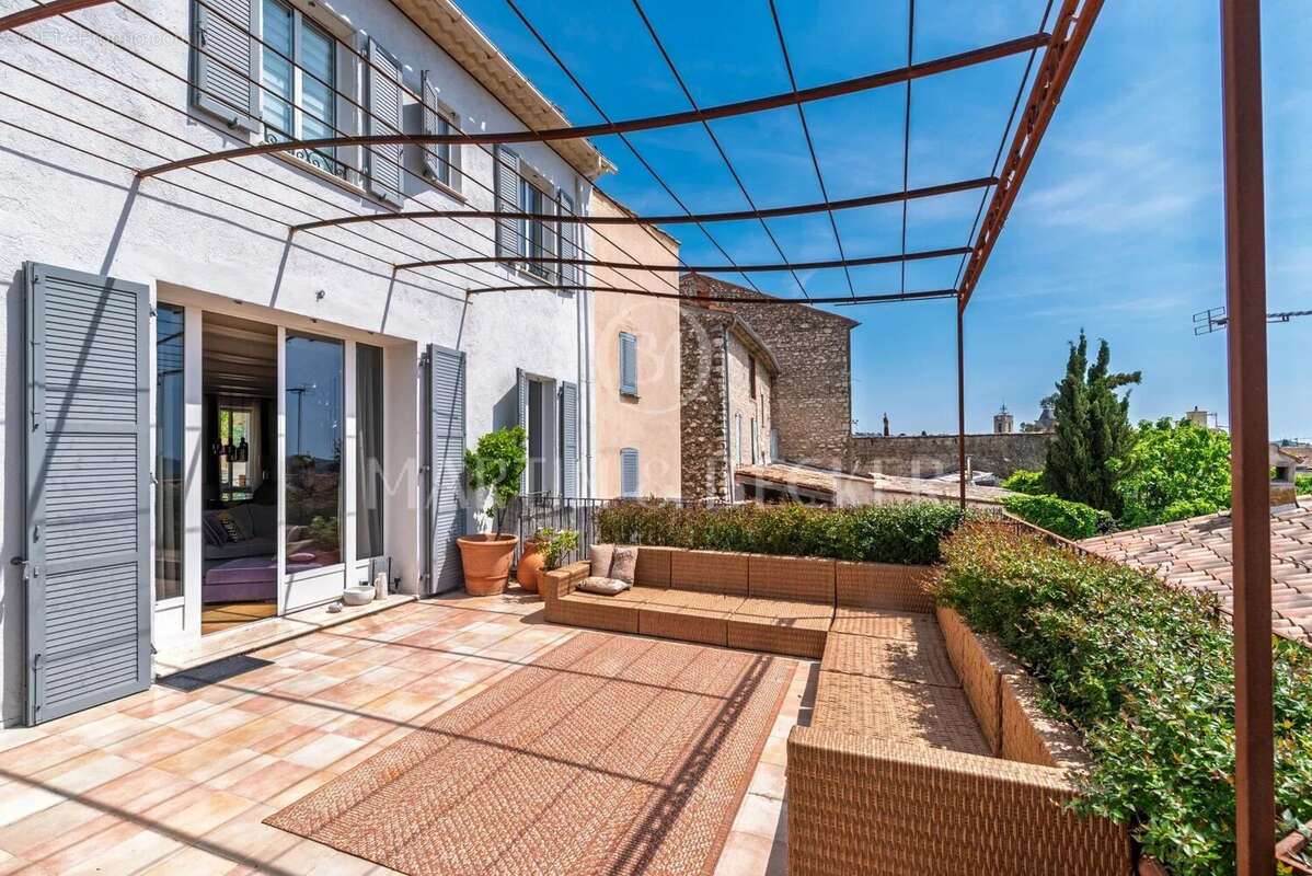 Maison à LA COLLE-SUR-LOUP