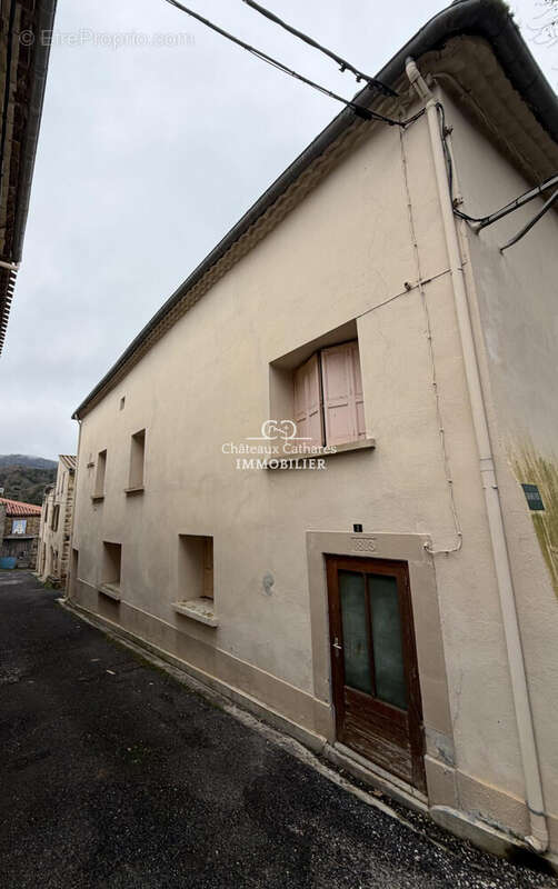 Maison à CUBIERES-SUR-CINOBLE