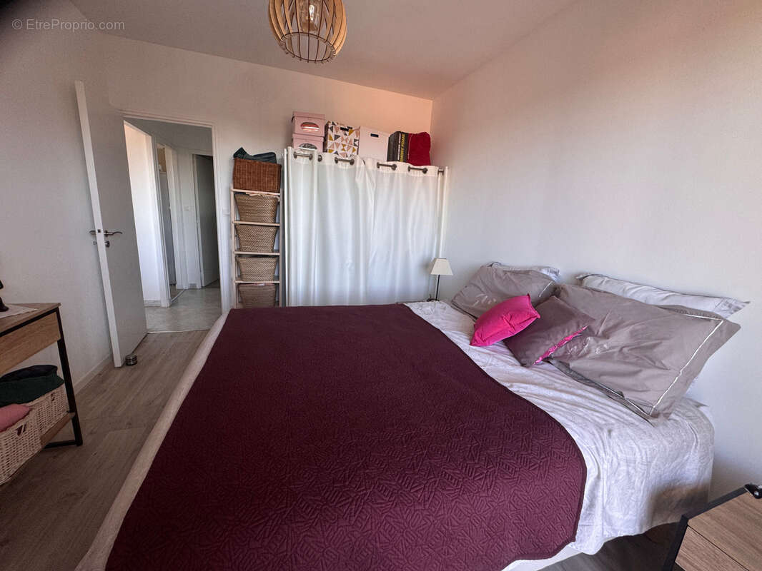 Appartement à SIX-FOURS-LES-PLAGES