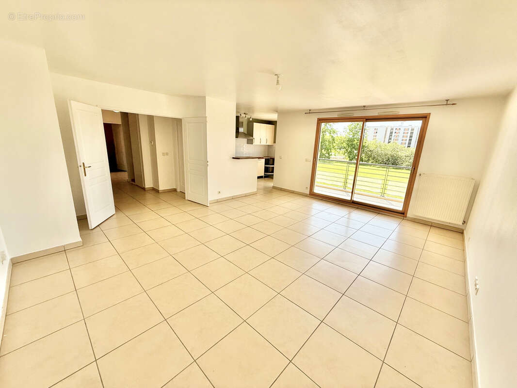 Appartement à FERNEY-VOLTAIRE