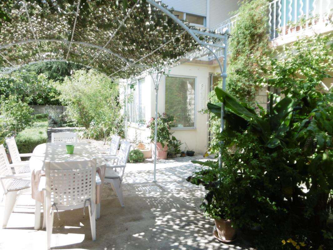 Maison à BAGNOLS-SUR-CEZE