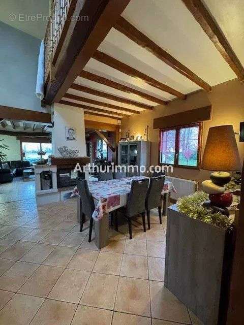 Maison à SAINT-VINCENT-CRAMESNIL