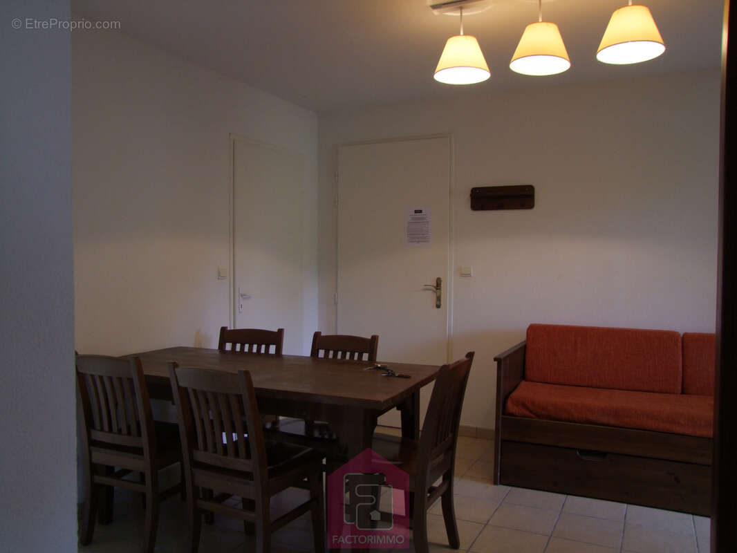 Appartement à PRAYSSAC