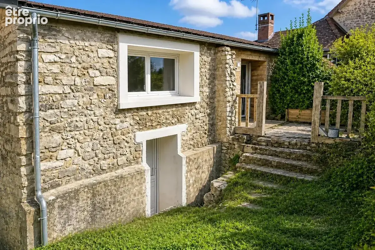 Maison de 8 pièces de 194 m² à Villeneuve-sur-Auvers - photo 4