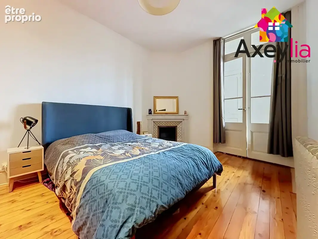 A vendre - roanne gare - appartement t3 style haussmannien avec deux chambres, deux greniers et cave - photo 5