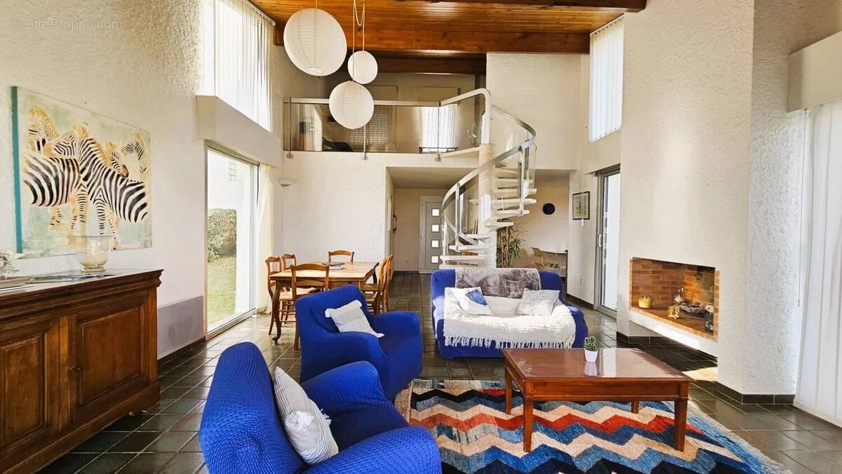 Maison à VAUX-SUR-MER