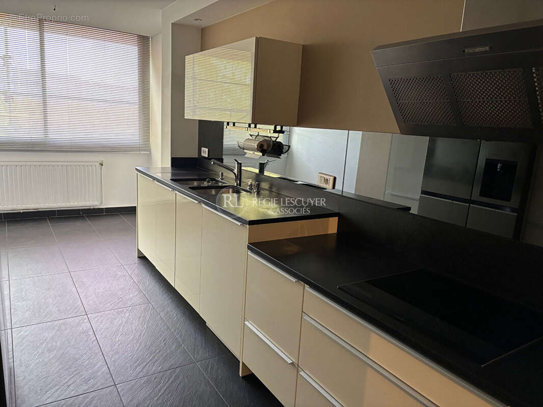 Appartement à LYON-4E