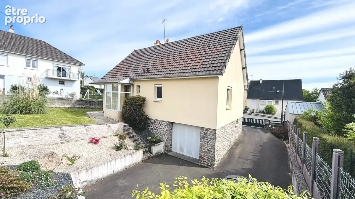 Maison à MAYENNE