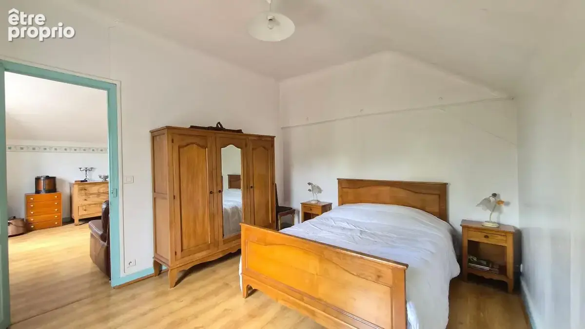 Viry Centre, T6, 116 m², sous sol, terrain 625 m², dépendance - photo 24