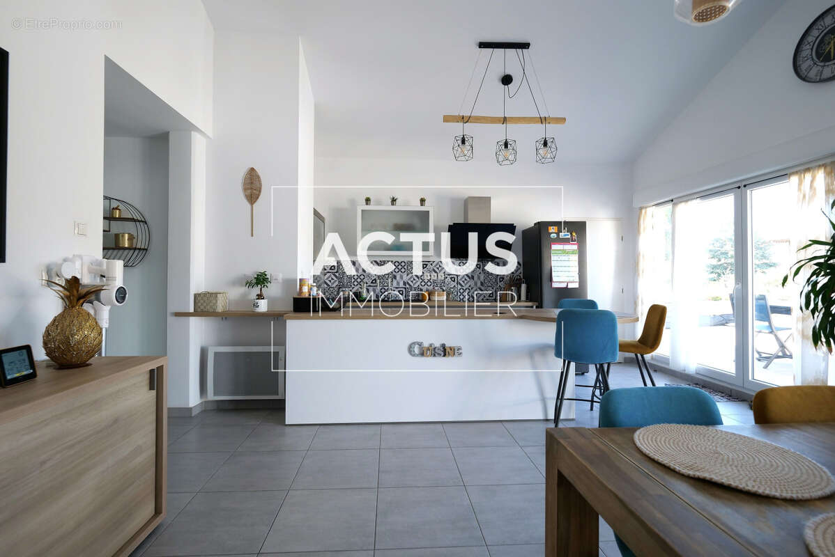 Appartement à SALON-DE-PROVENCE