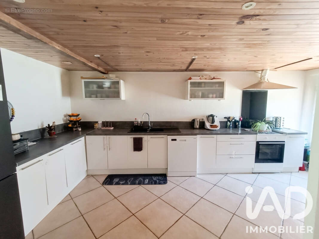 Maison 145 m² à Vernouillet  - photo 3