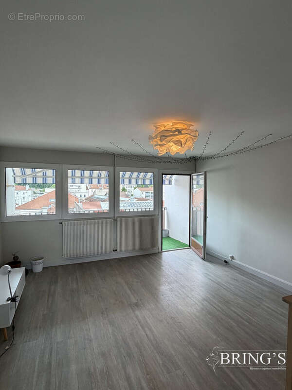 Appartement à SAINT-ETIENNE