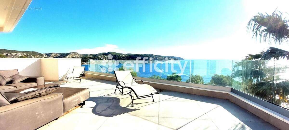 Maison à CARRY-LE-ROUET