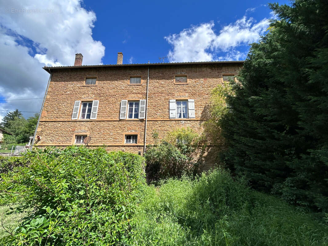 Maison à JARNIOUX