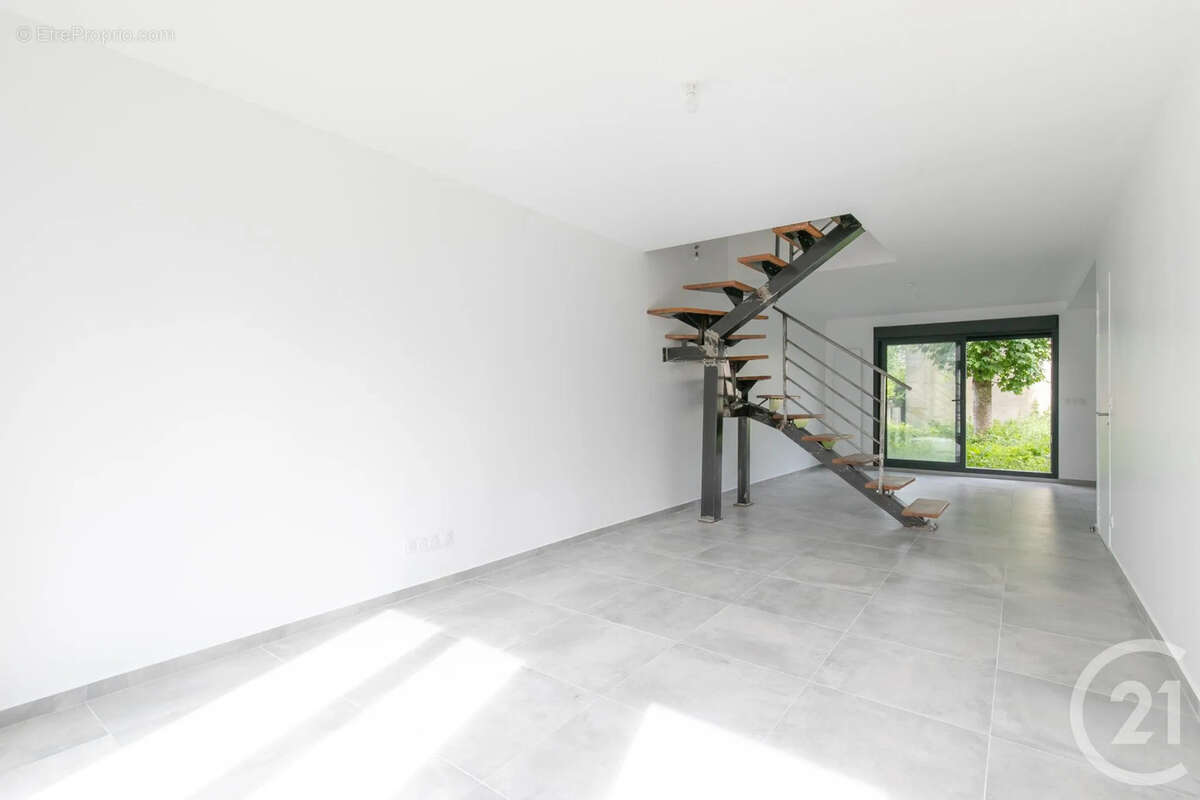Maison à CHAMPIGNY-SUR-MARNE