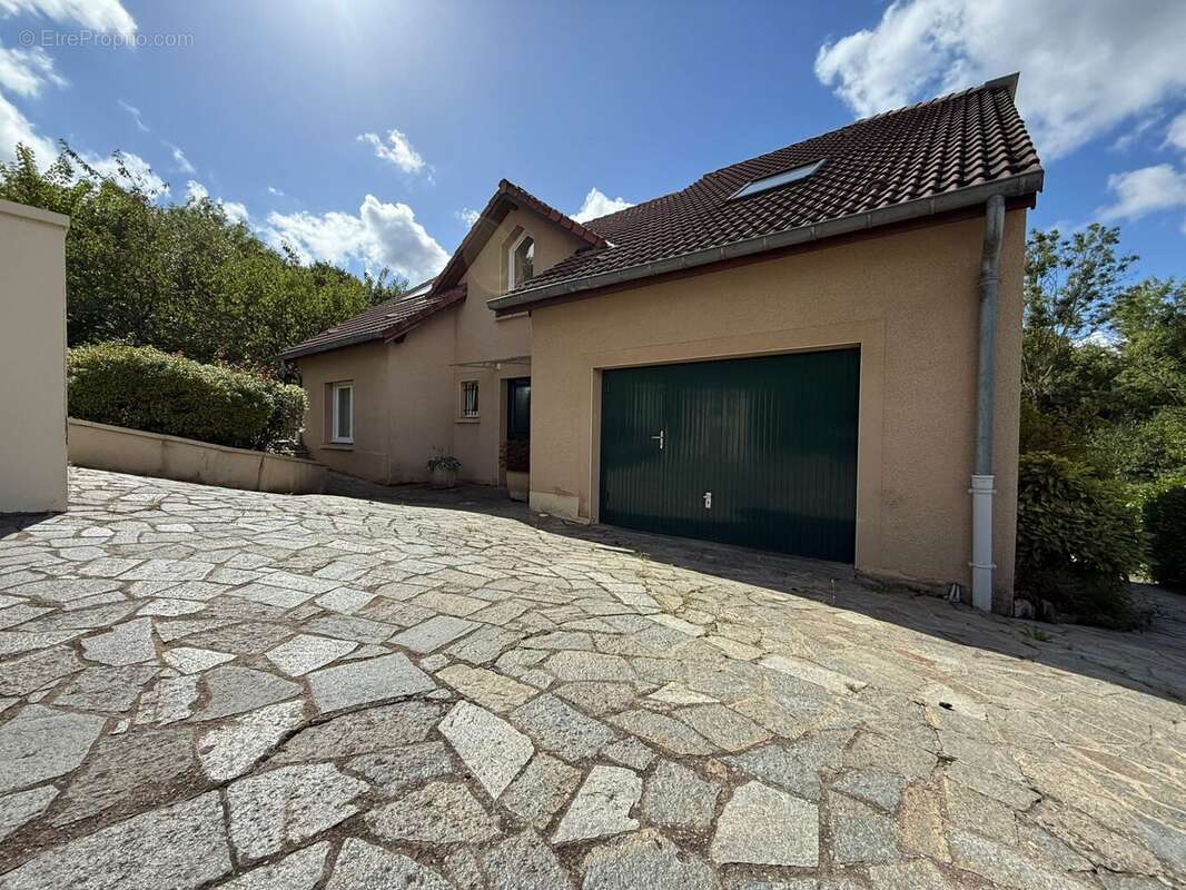 Maison à SAINT-JULIEN-LES-METZ