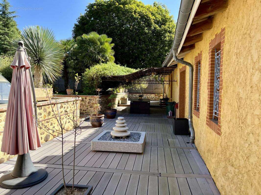 Maison à SAINT-LAURENT-DE-NESTE