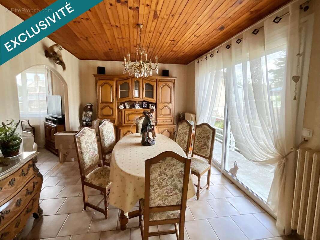 Photo 2 - Maison à VIERZON