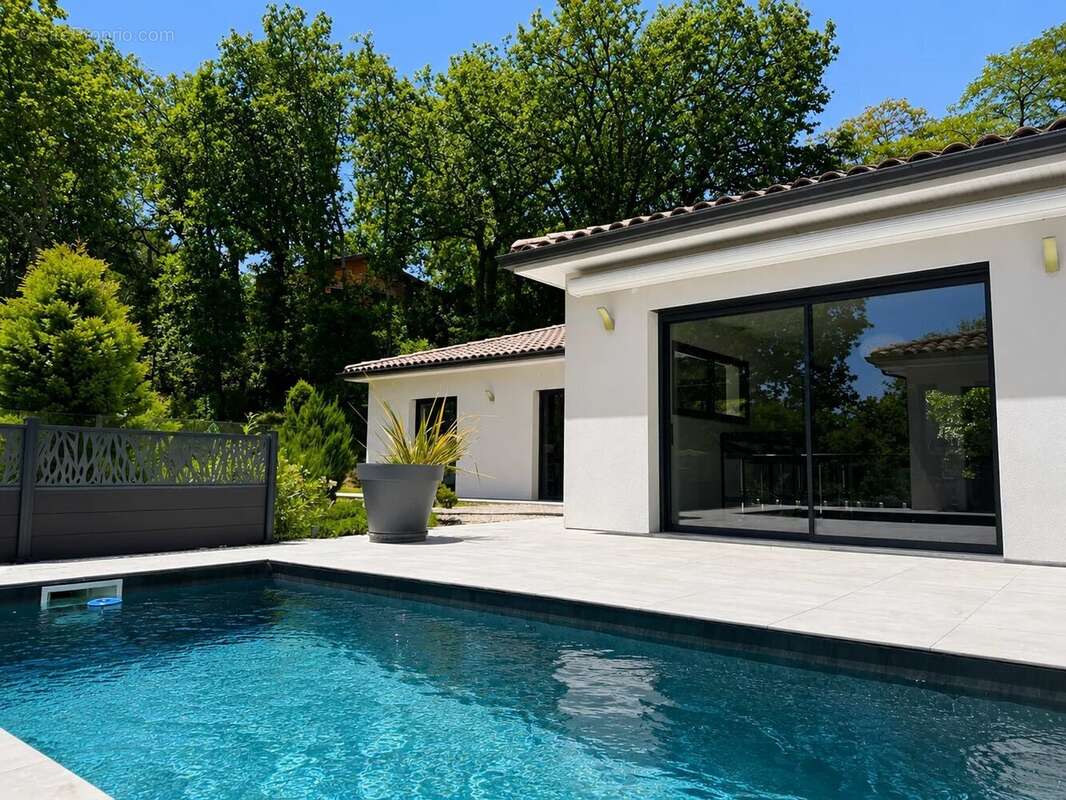 Maison plain pied T4 135 m2 - photo 2
