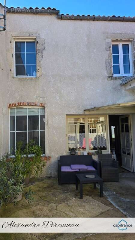  ensemble immobilier : maison 4 ch + garage atelier – idéal artisan ou projet mixte – secteur ferrieres - photo 5