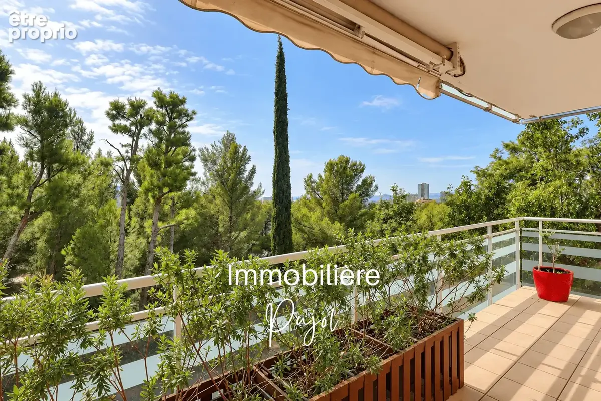 Appartement à MARSEILLE-9E
