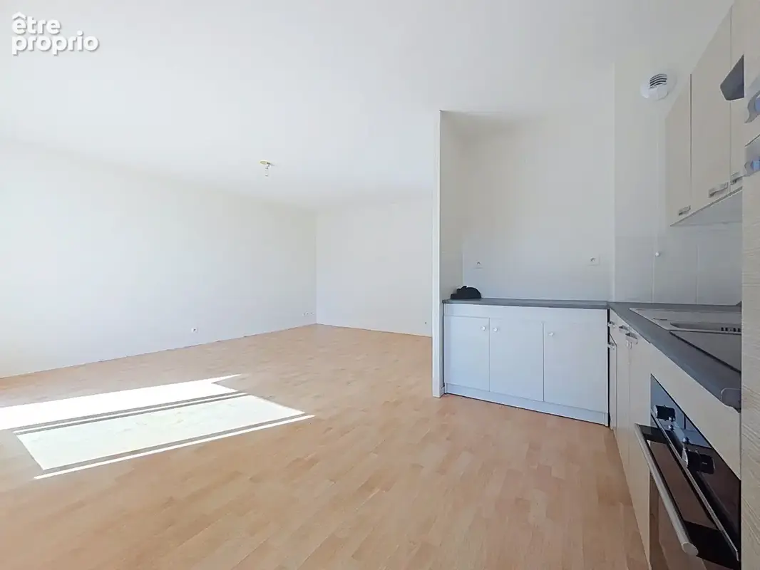 Appartement 3 pièces à vendre à Saint-Aubin-d'Aubigné - Balcon plein sud - photo 4