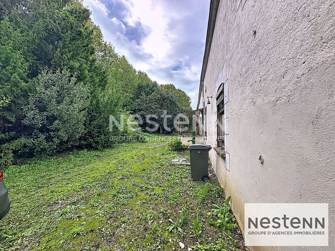 Maison à rénover de 13 pièces avec grand terrain à Blois - photo 17