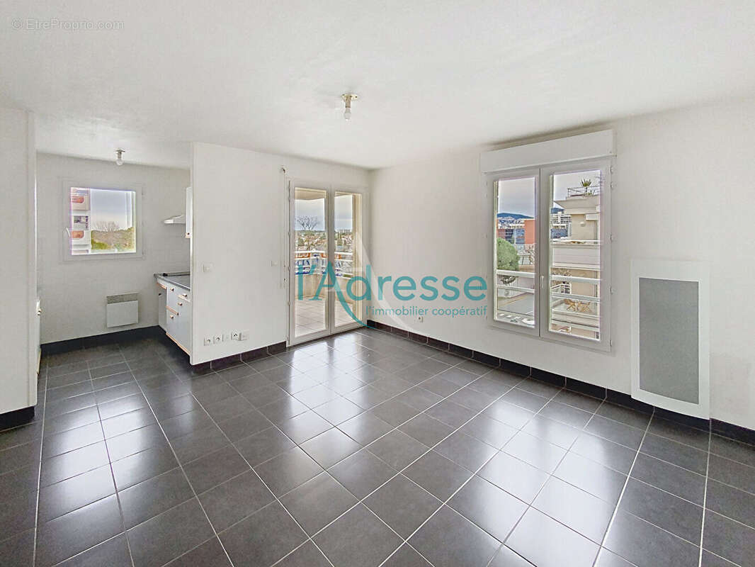 Appartement à MANDELIEU-LA-NAPOULE
