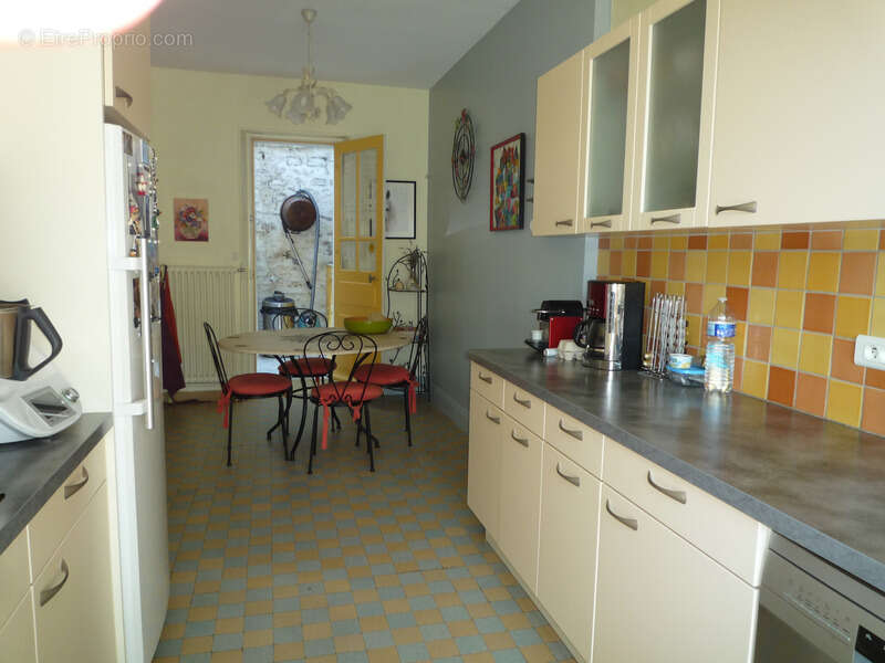 Maison à MONT-SAINT-PERE