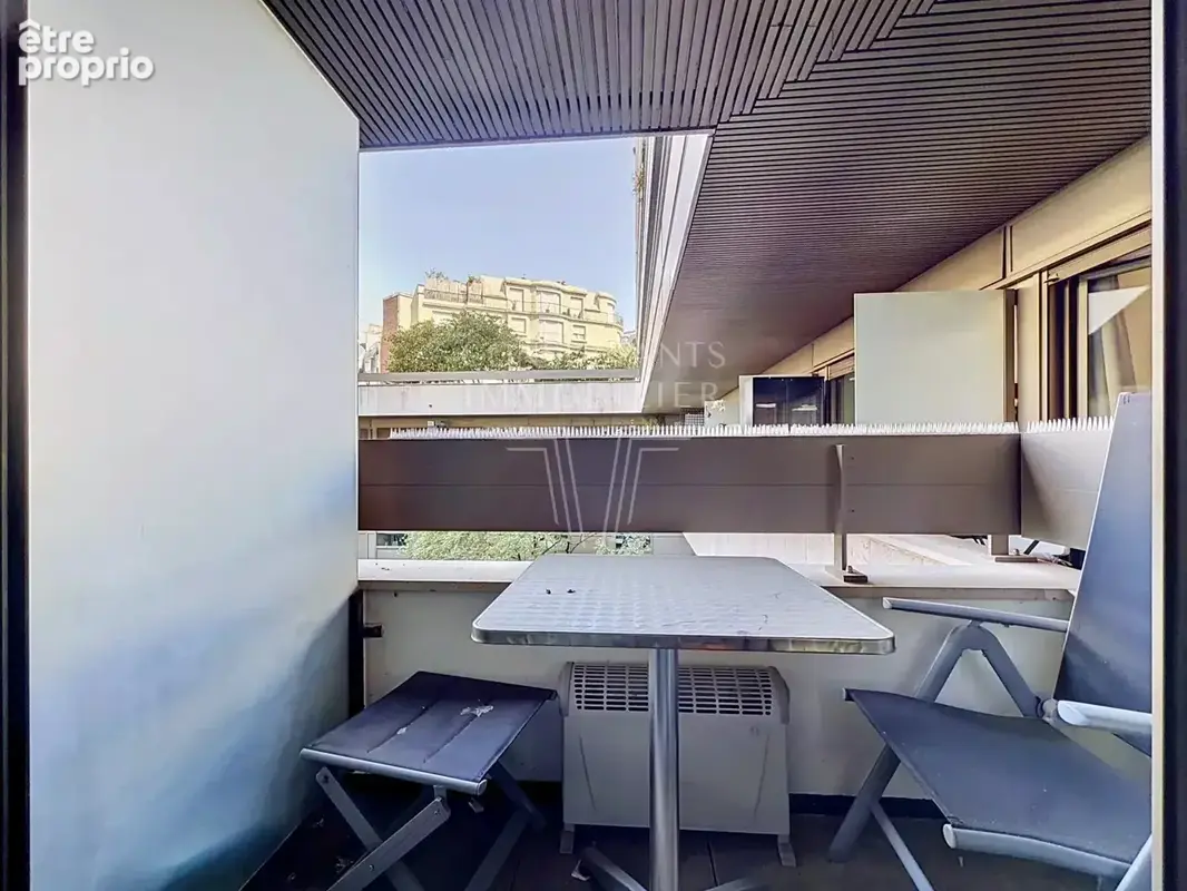 Paris xvie – avenue foch – studio meublé avec balcon – clé en main - photo 7