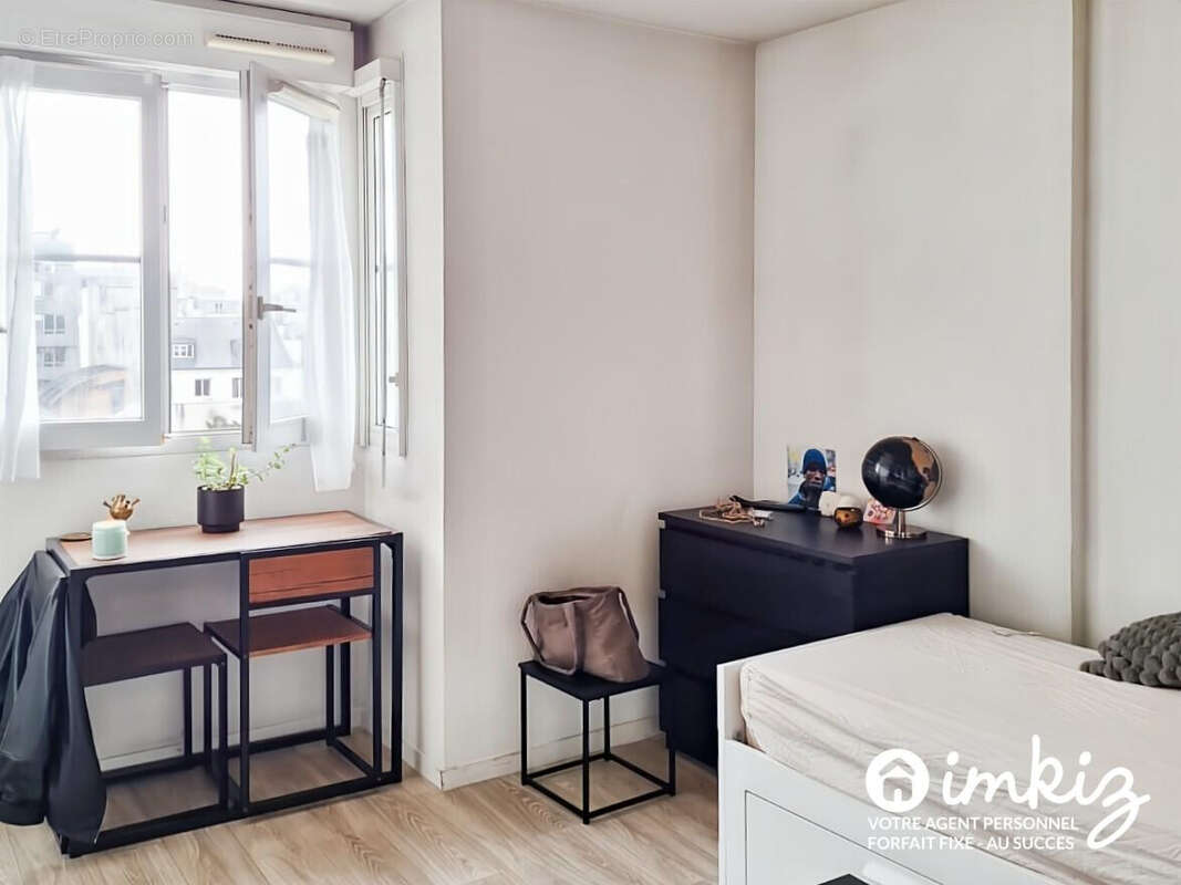 Appartement à PARIS-10E