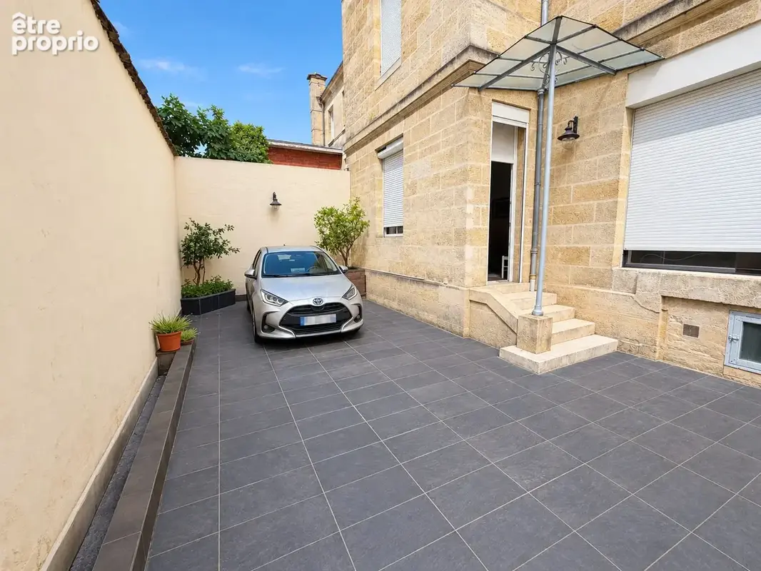 Maison 10 pièces 235 m² à vendre à Bordeaux (33000) - photo 3