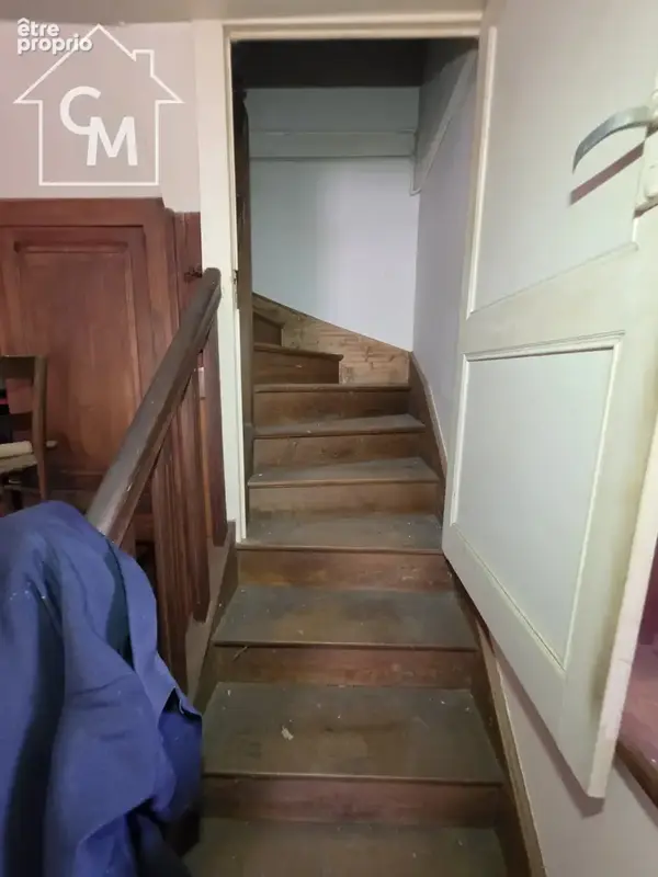 Maison de campagne à rénover avec dépendances et terrain de plus d'un hectare - photo 7
