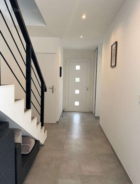 Villa T4 duplex Cavalaire - photo 3