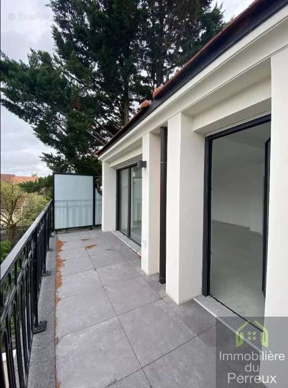 Appartement à LE PERREUX-SUR-MARNE