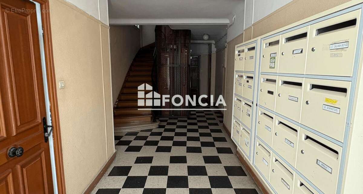Levallois-Perret – Idéal Investisseur : Studio Vendu Loué - photo 2