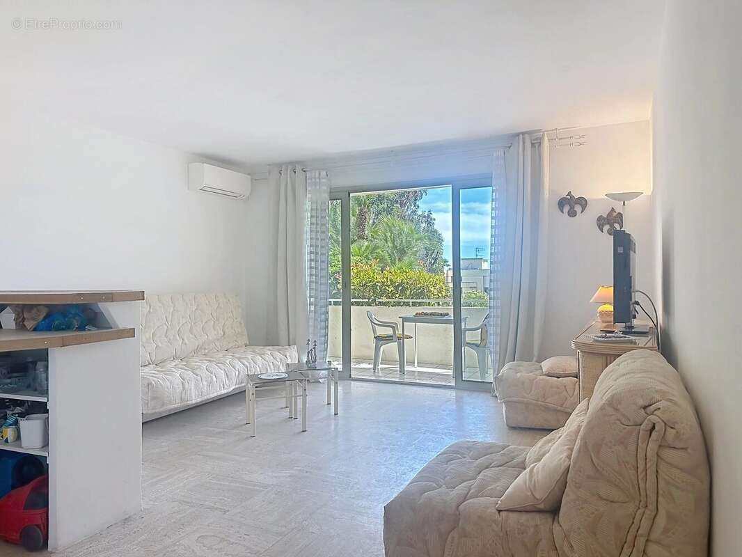 Cannes – basse californie  studio rdj avec terrasse – résidence de standing - photo 3